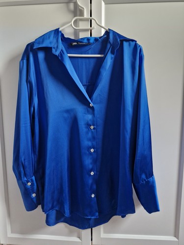 Königsblaue satinbluse von - satinbluse,
