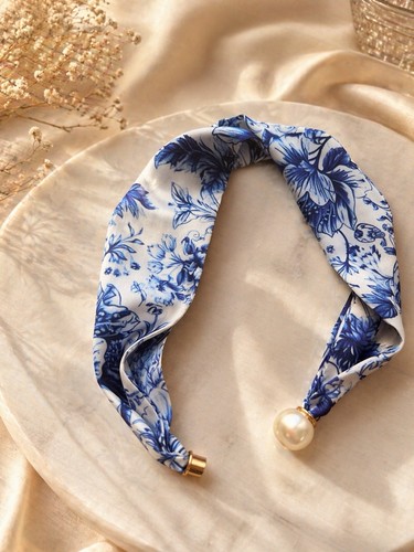 Eleganter seidenschal mit - seidenschal,